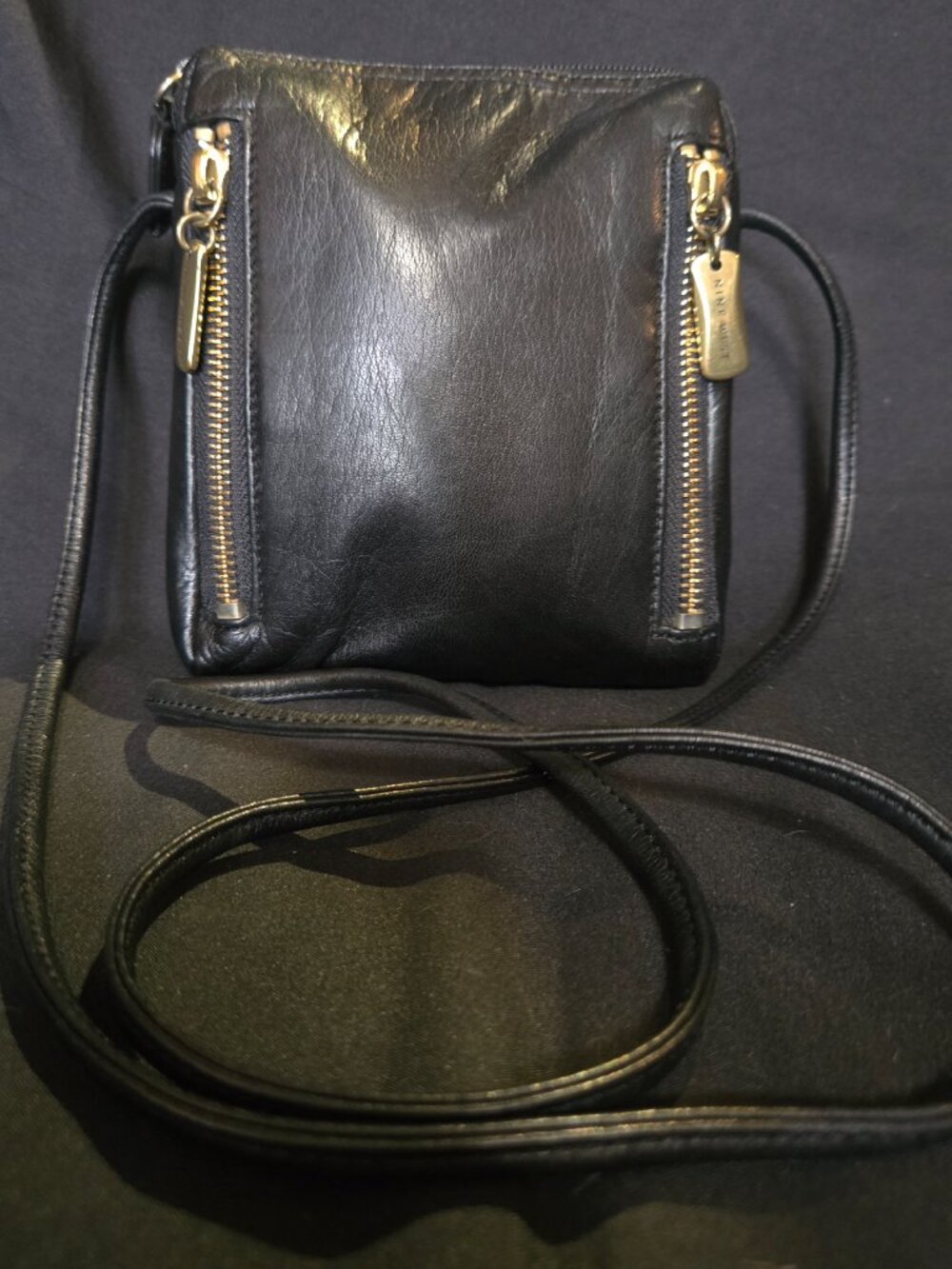 Nine West Black Genuine Leather Crossbody Bag Dual Zip Gold Hardware - Picture 2 of 8
